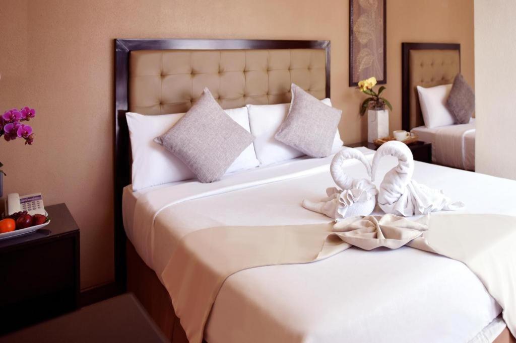Aura One Hotel باغيو المظهر الخارجي الصورة